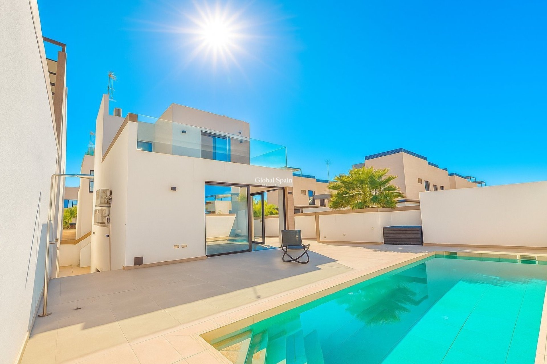 Resale - VILLA -
BENIJÓFAR - Costa Blanca