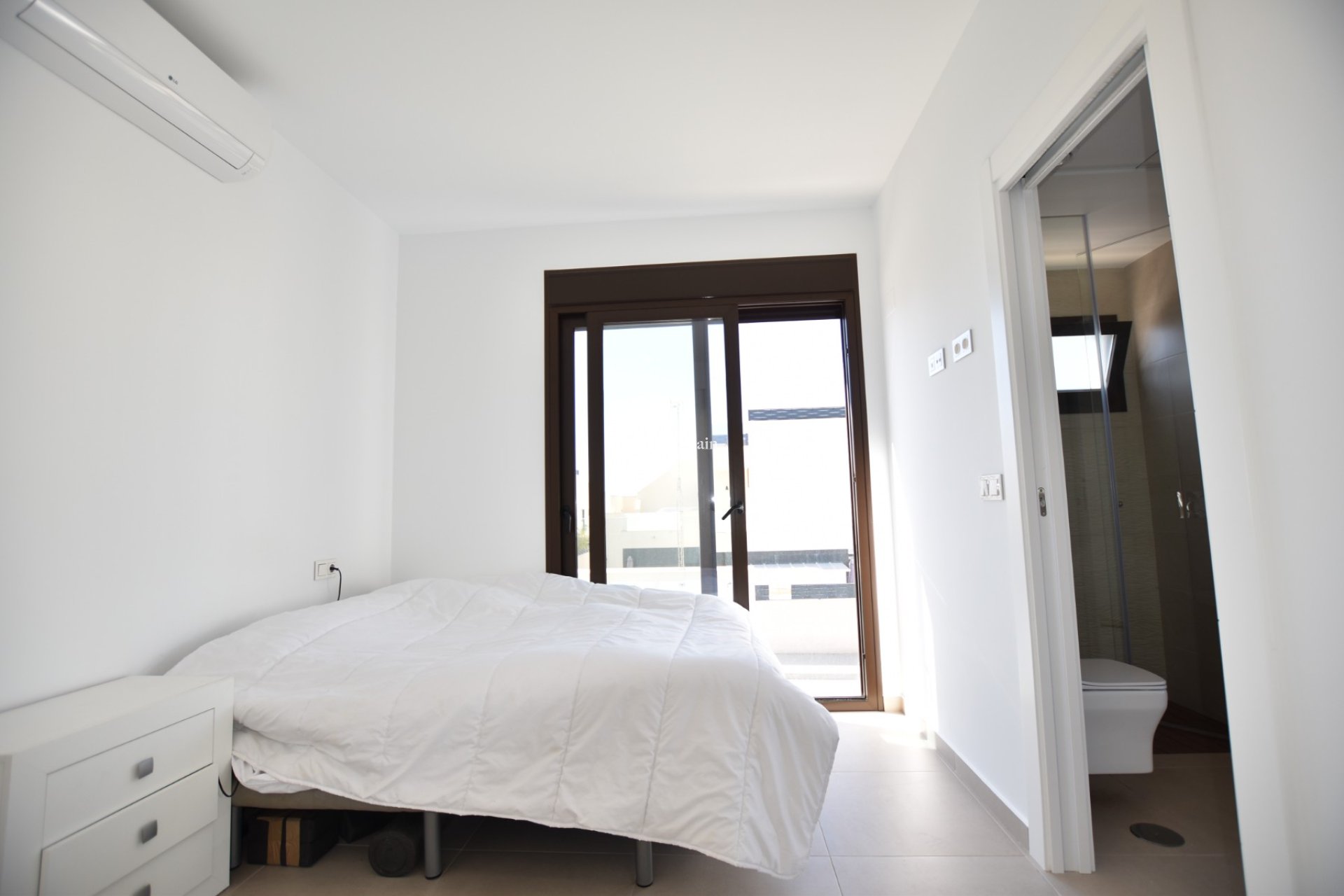 Resale - VILLA -
BENIJÓFAR - Costa Blanca