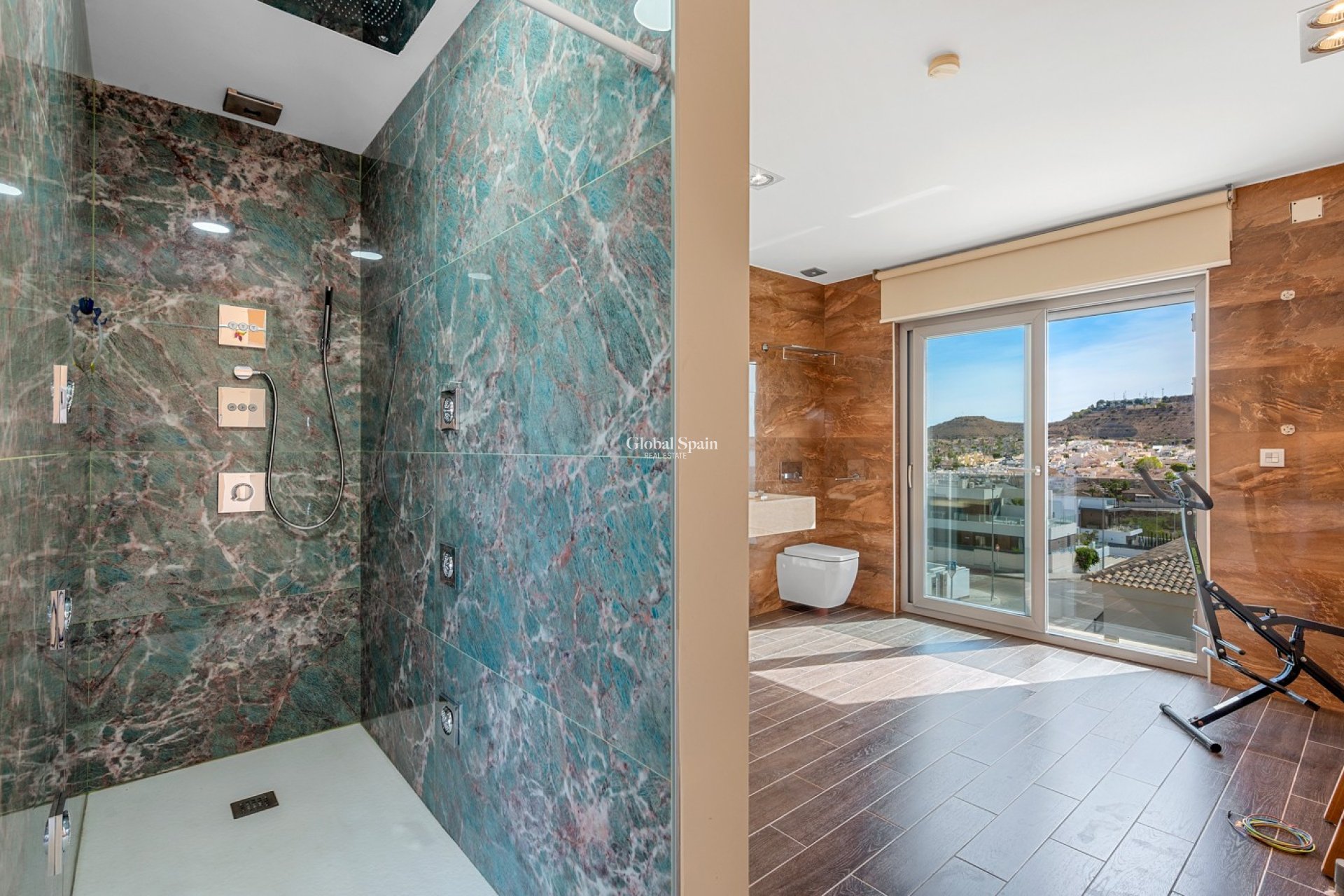 Resale - VILLA -
BENIJÓFAR - Costa Blanca