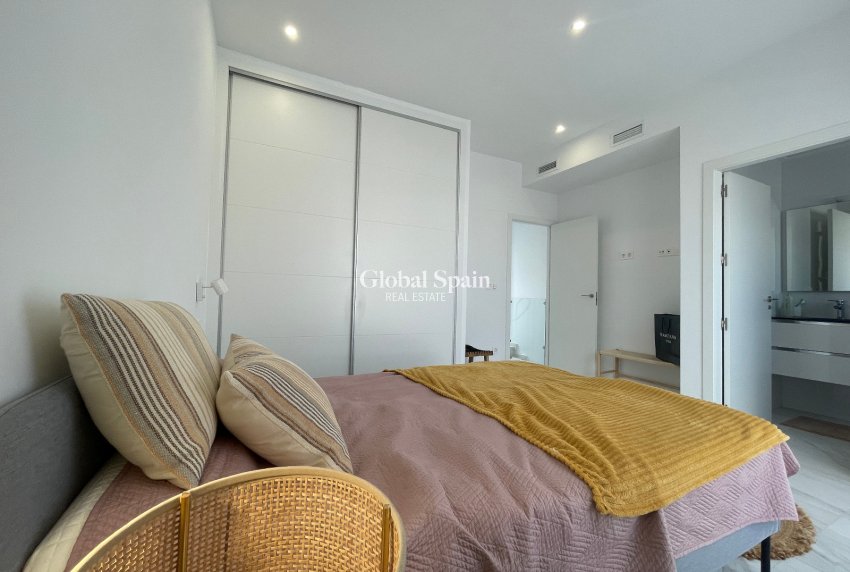 Resale - VILLA -
BENIJÓFAR - Costa Blanca