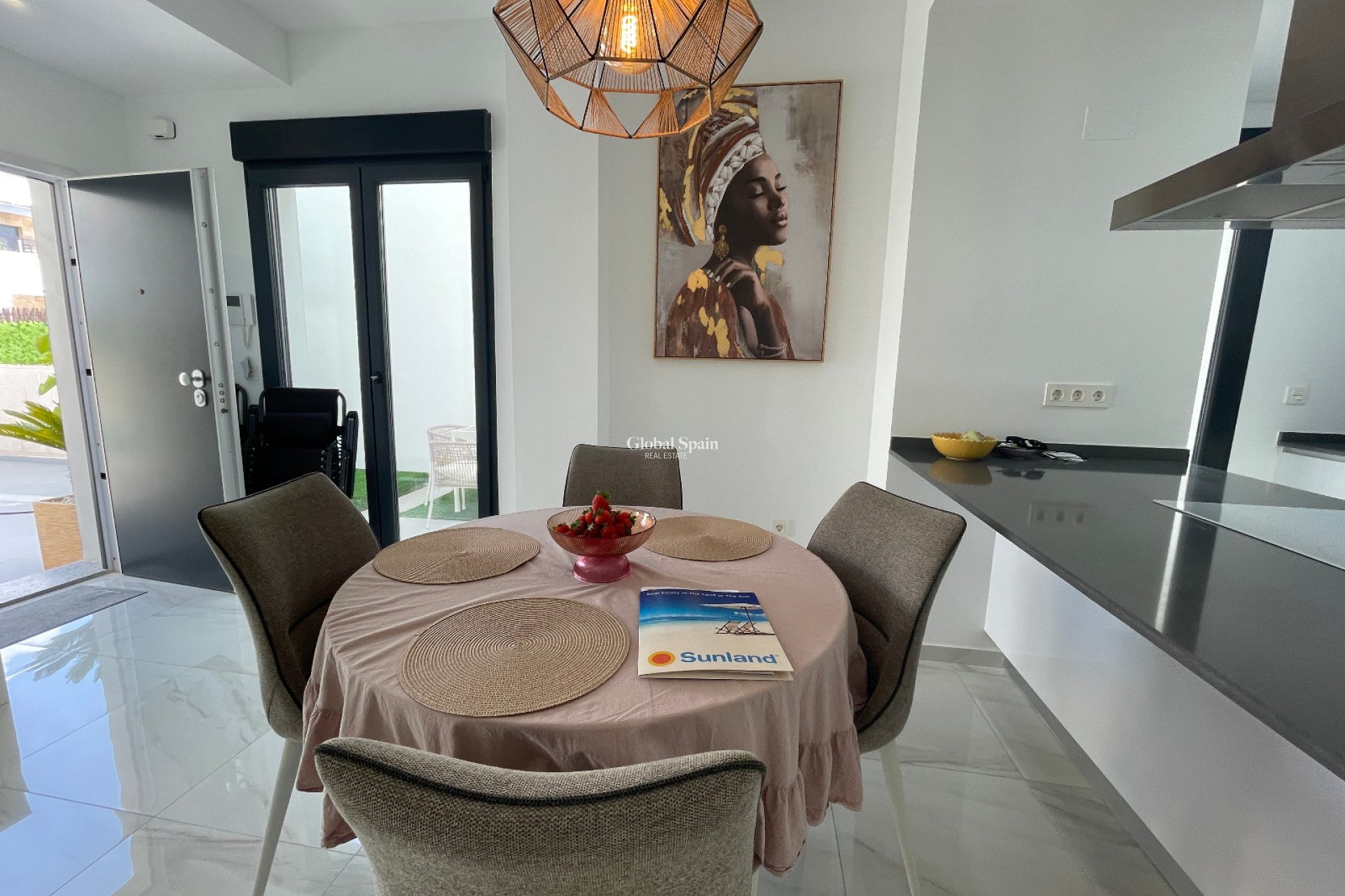 Resale - VILLA -
BENIJÓFAR - Costa Blanca