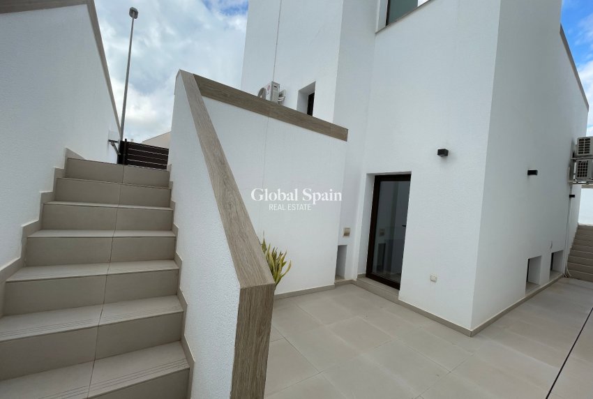 Resale - VILLA -
BENIJÓFAR - Costa Blanca