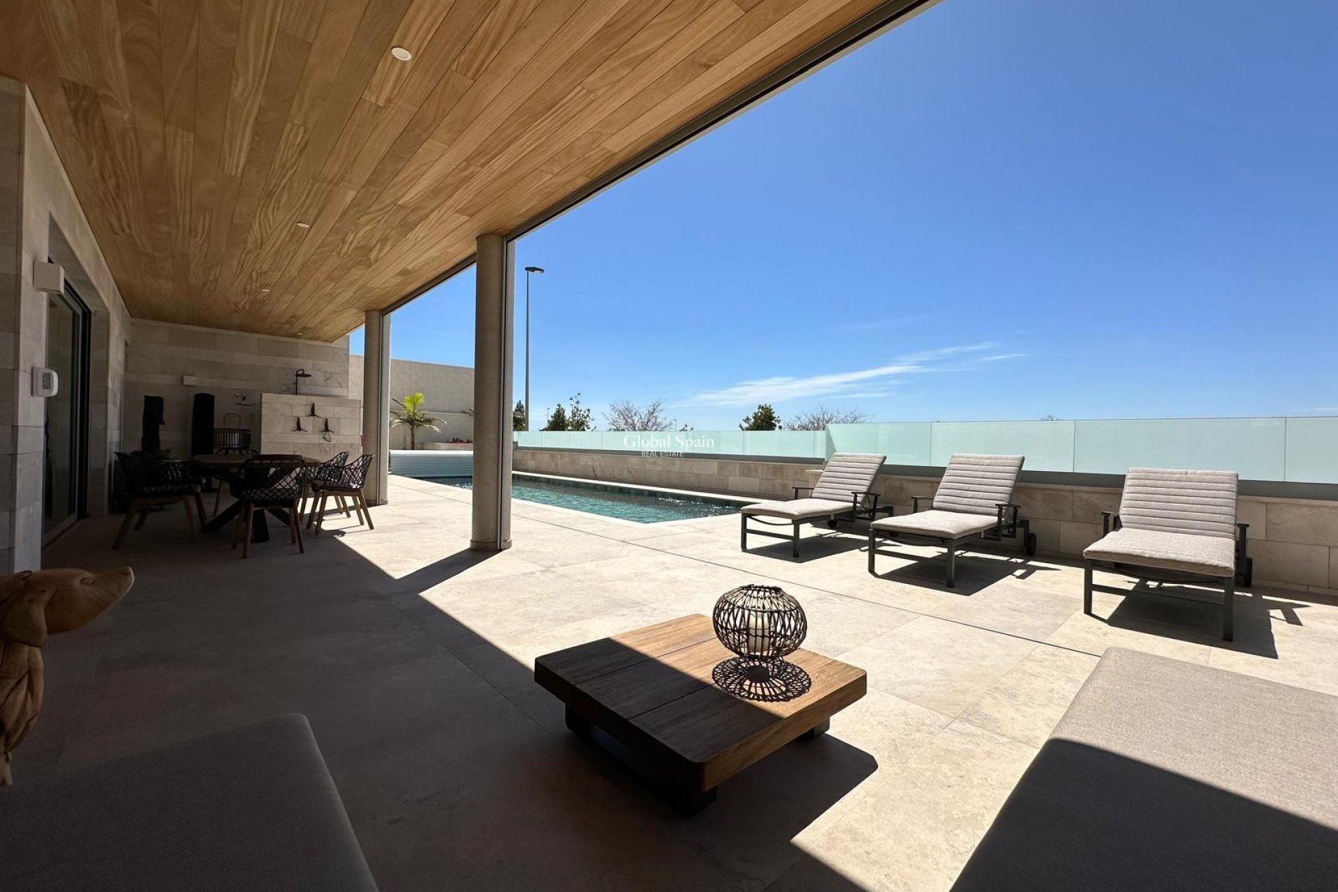 Resale - VILLA -
BENIJÓFAR - Costa Blanca