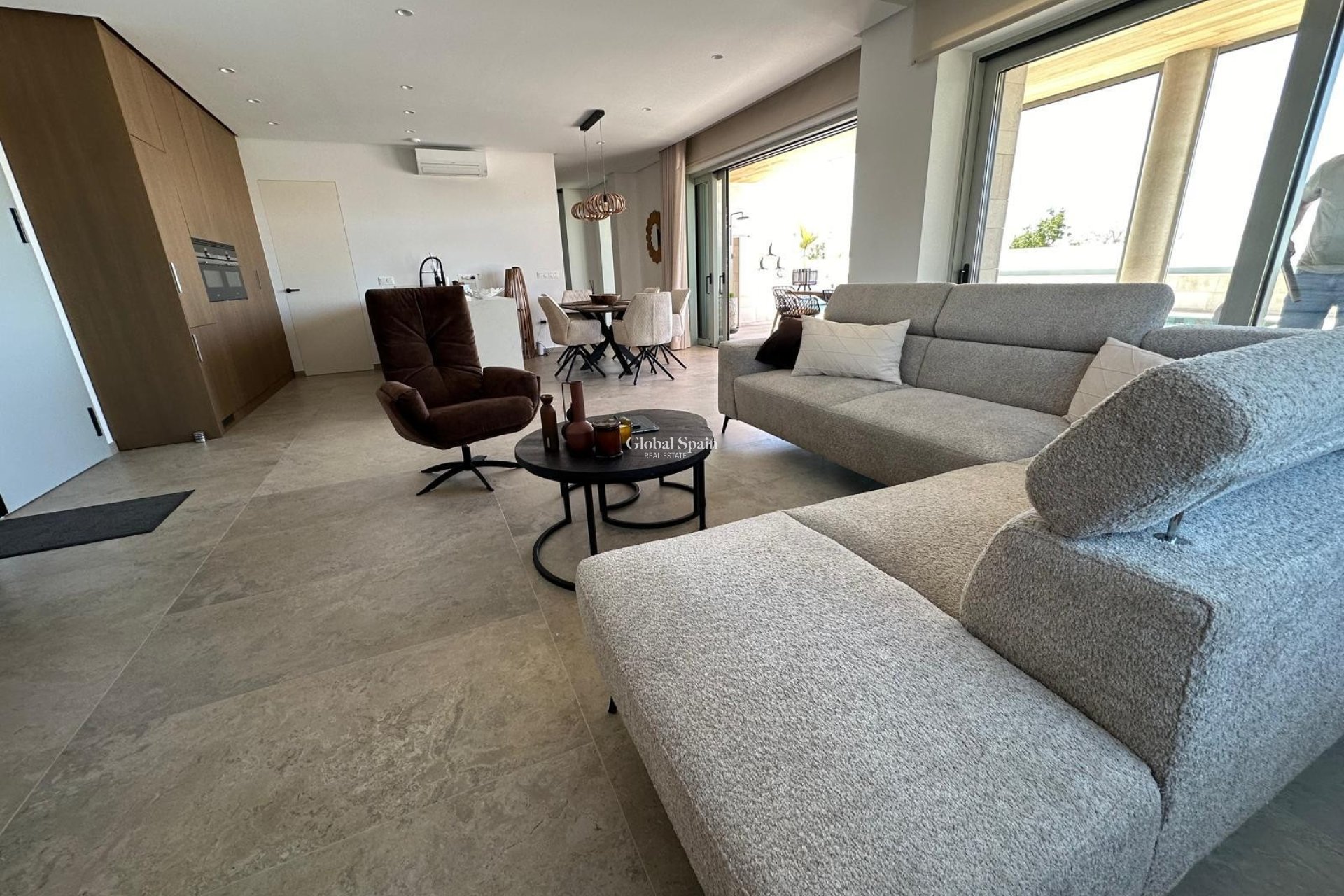 Resale - VILLA -
BENIJÓFAR - Costa Blanca