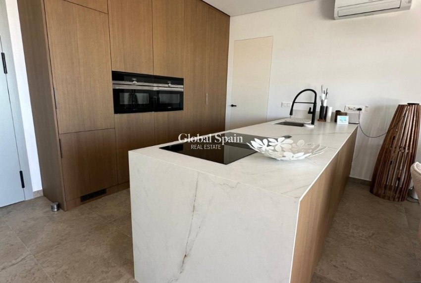 Resale - VILLA -
BENIJÓFAR - Costa Blanca