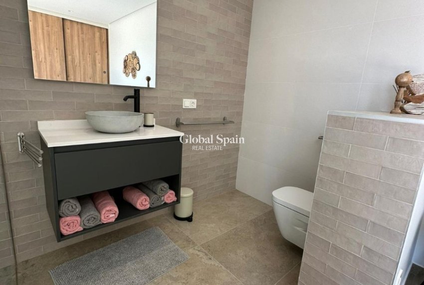 Resale - VILLA -
BENIJÓFAR - Costa Blanca