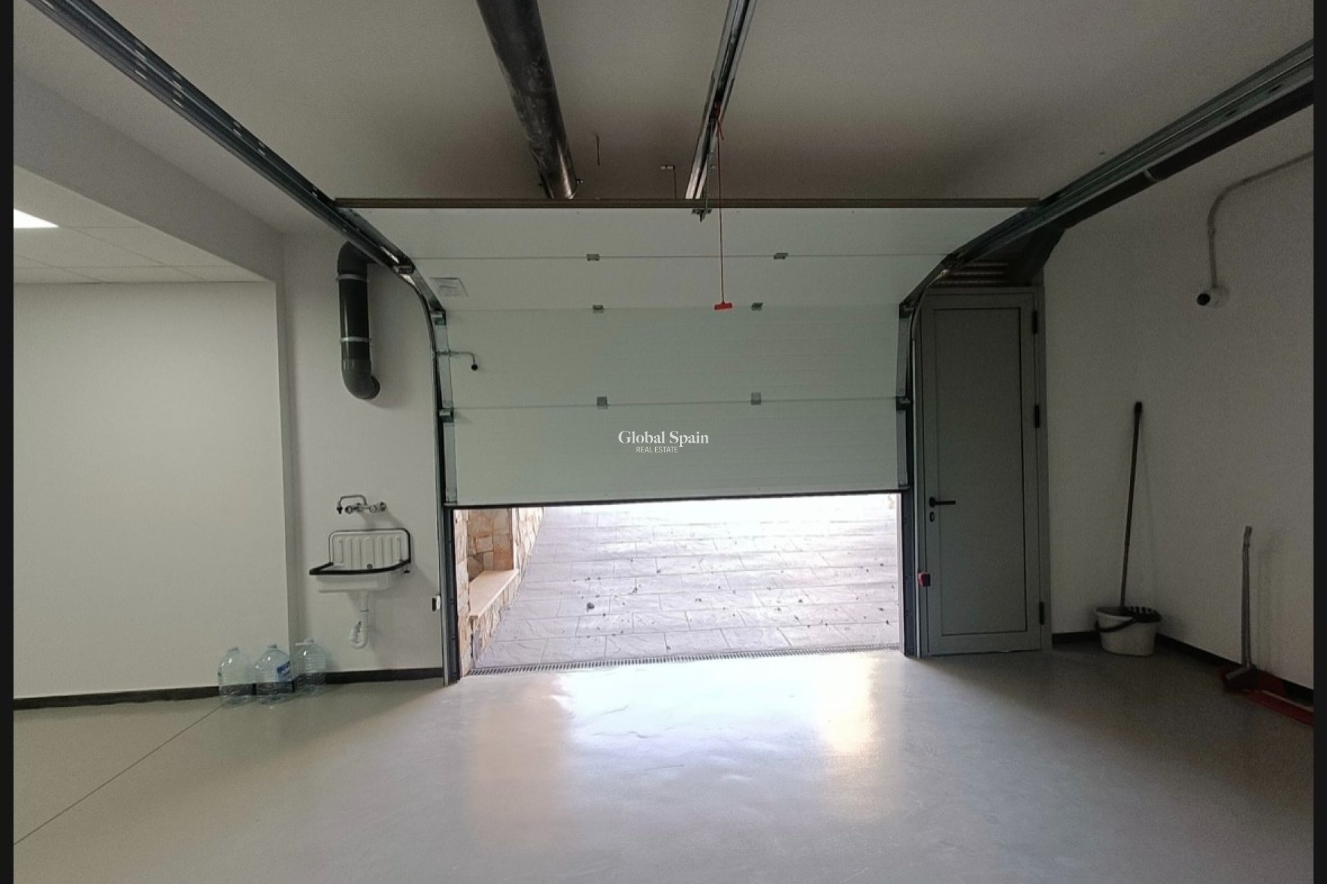 Resale - VILLA -
BENIJÓFAR - Costa Blanca