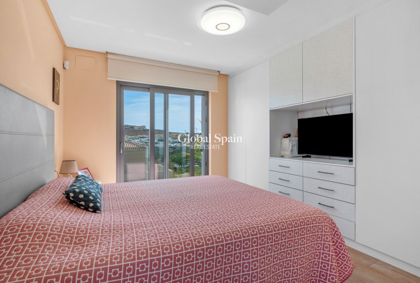 Resale - VILLA -
BENIJÓFAR - Costa Blanca