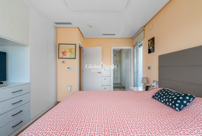 Resale - VILLA -
BENIJÓFAR - Costa Blanca