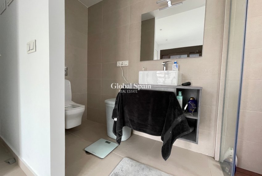 Resale - VILLA -
BENIJÓFAR - Costa Blanca