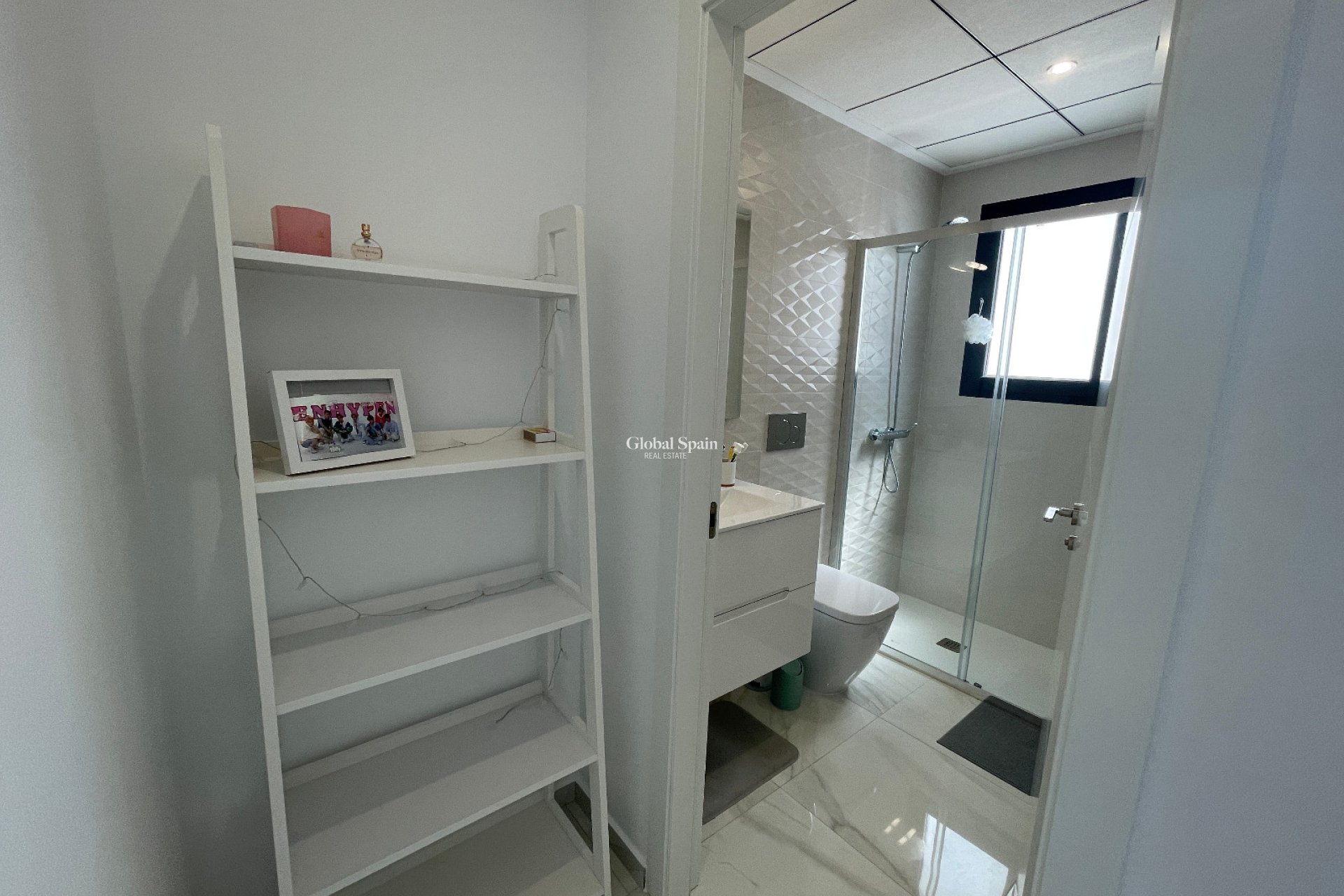 Resale - VILLA -
BENIJÓFAR - Costa Blanca
