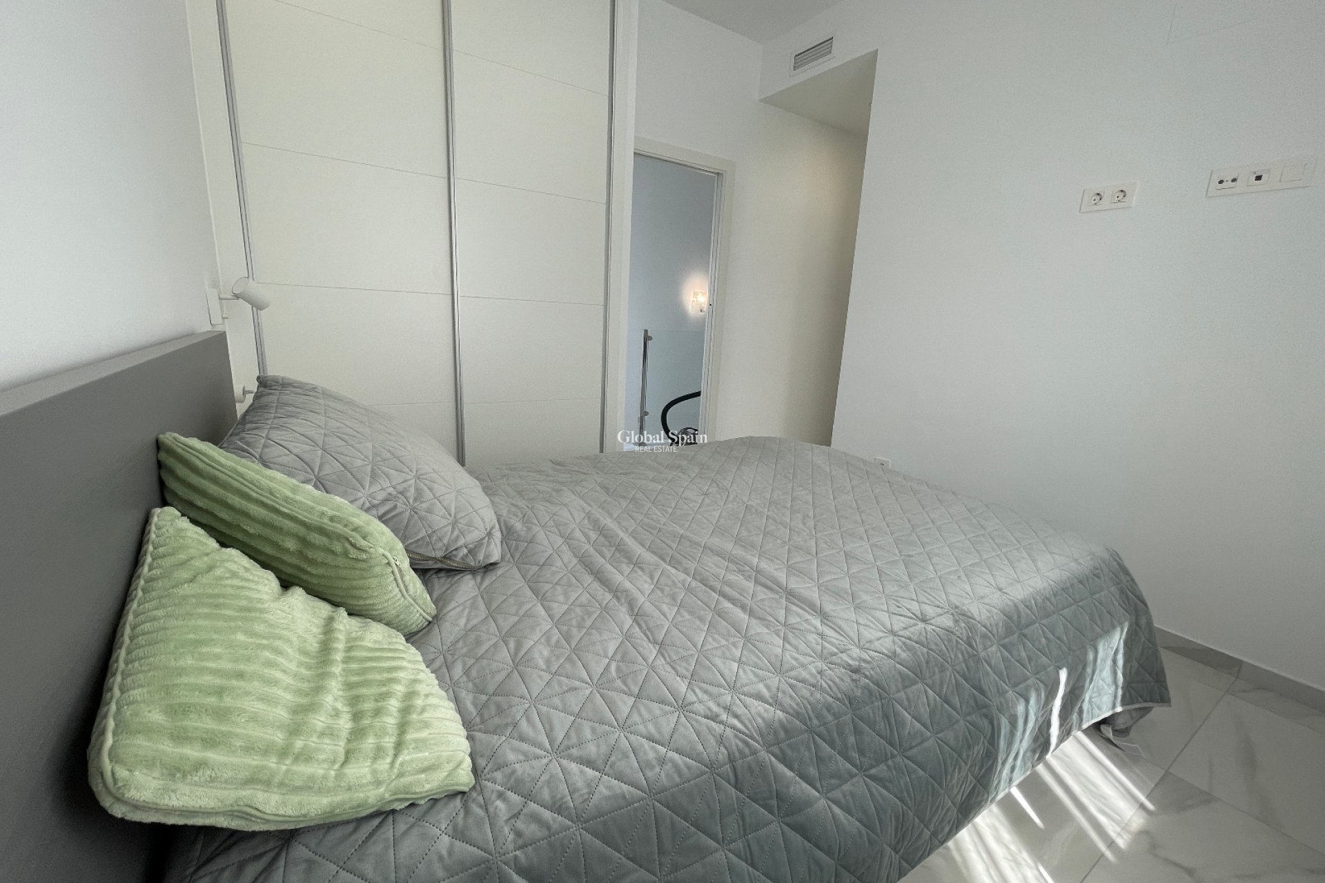 Resale - VILLA -
BENIJÓFAR - Costa Blanca