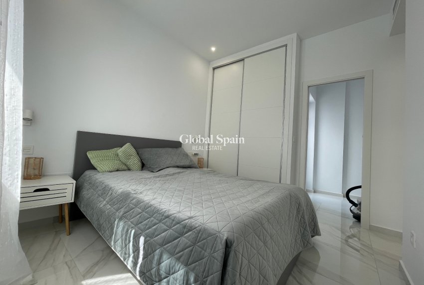 Resale - VILLA -
BENIJÓFAR - Costa Blanca