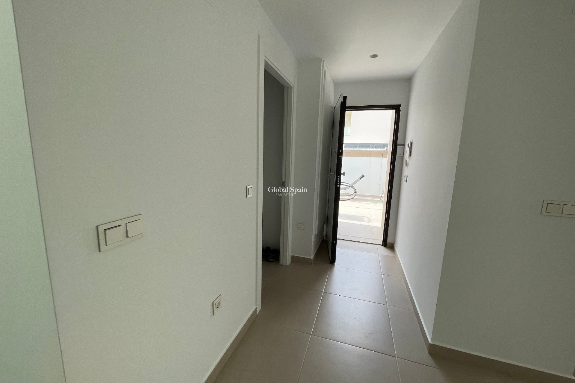 Resale - VILLA -
BENIJÓFAR - Costa Blanca