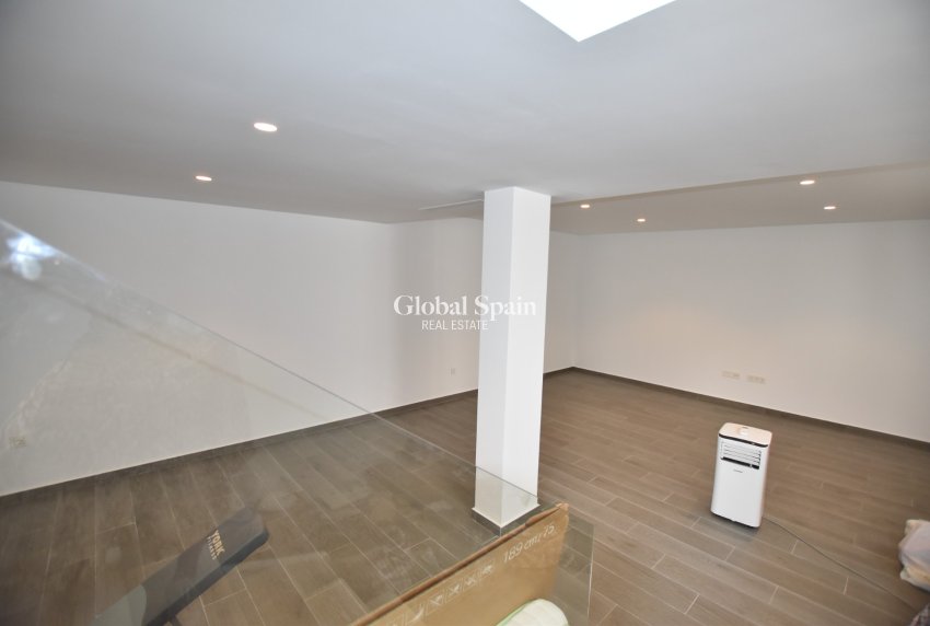 Resale - VILLA -
BENIJÓFAR - Costa Blanca