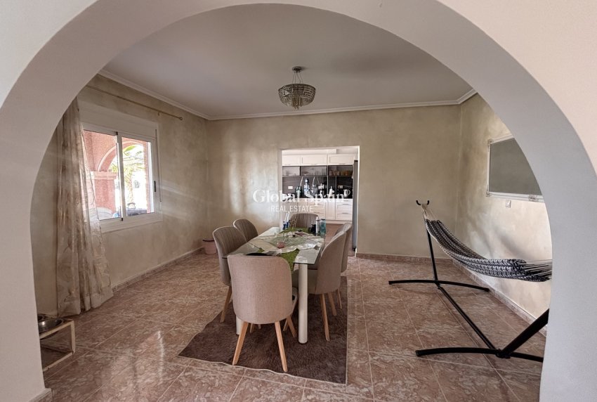 Resale - VILLA -
BENIJÓFAR - Costa Blanca