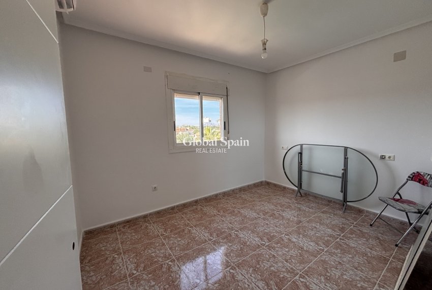 Resale - VILLA -
BENIJÓFAR - Costa Blanca