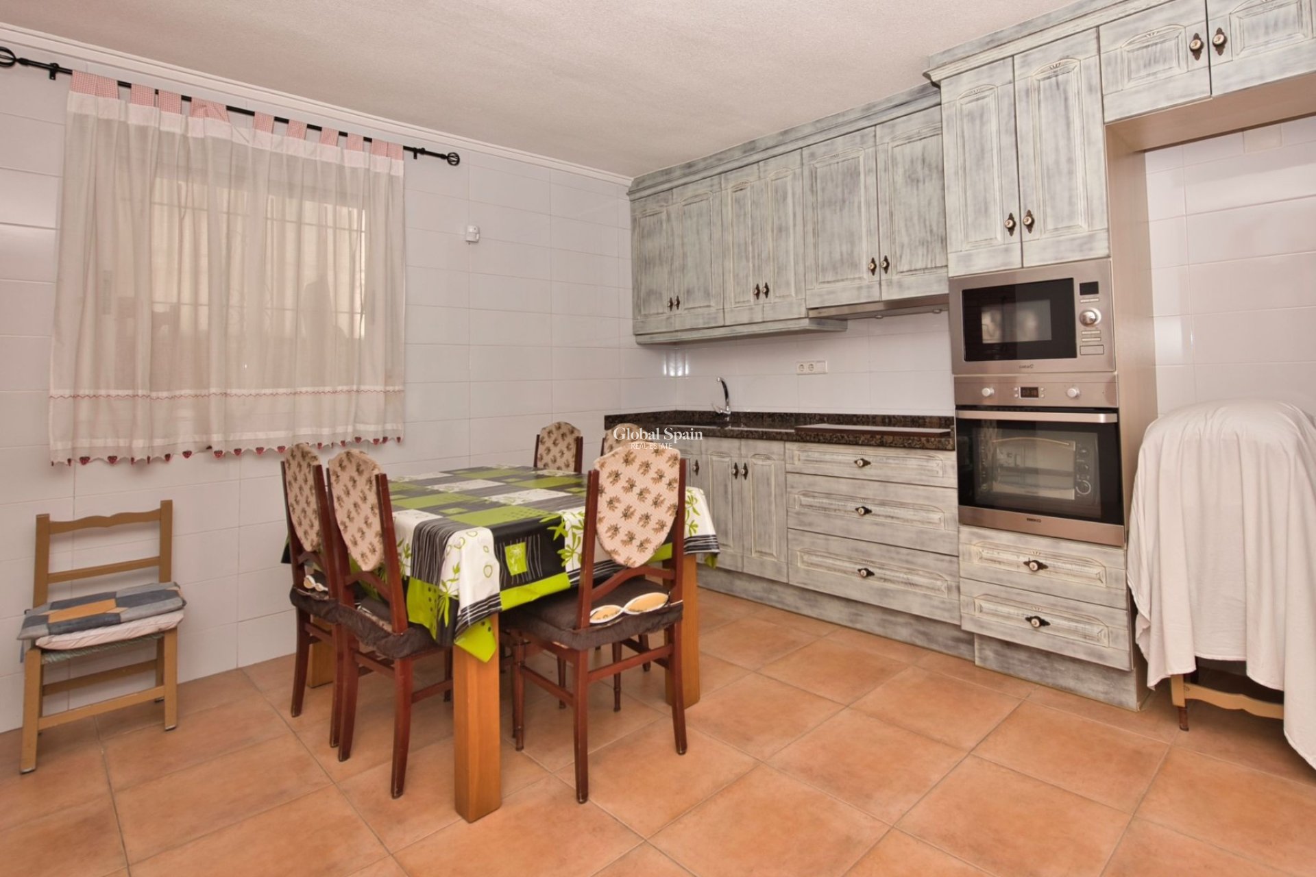 Resale - VILLA -
BENIJÓFAR - Costa Blanca