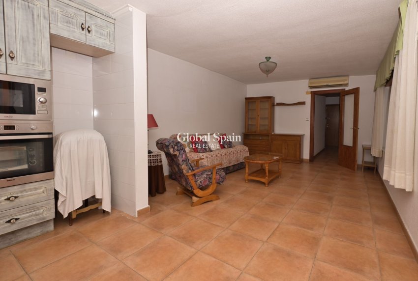 Resale - VILLA -
BENIJÓFAR - Costa Blanca