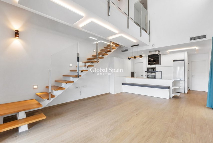Resale - VILLA -
BENIJÓFAR - Costa Blanca