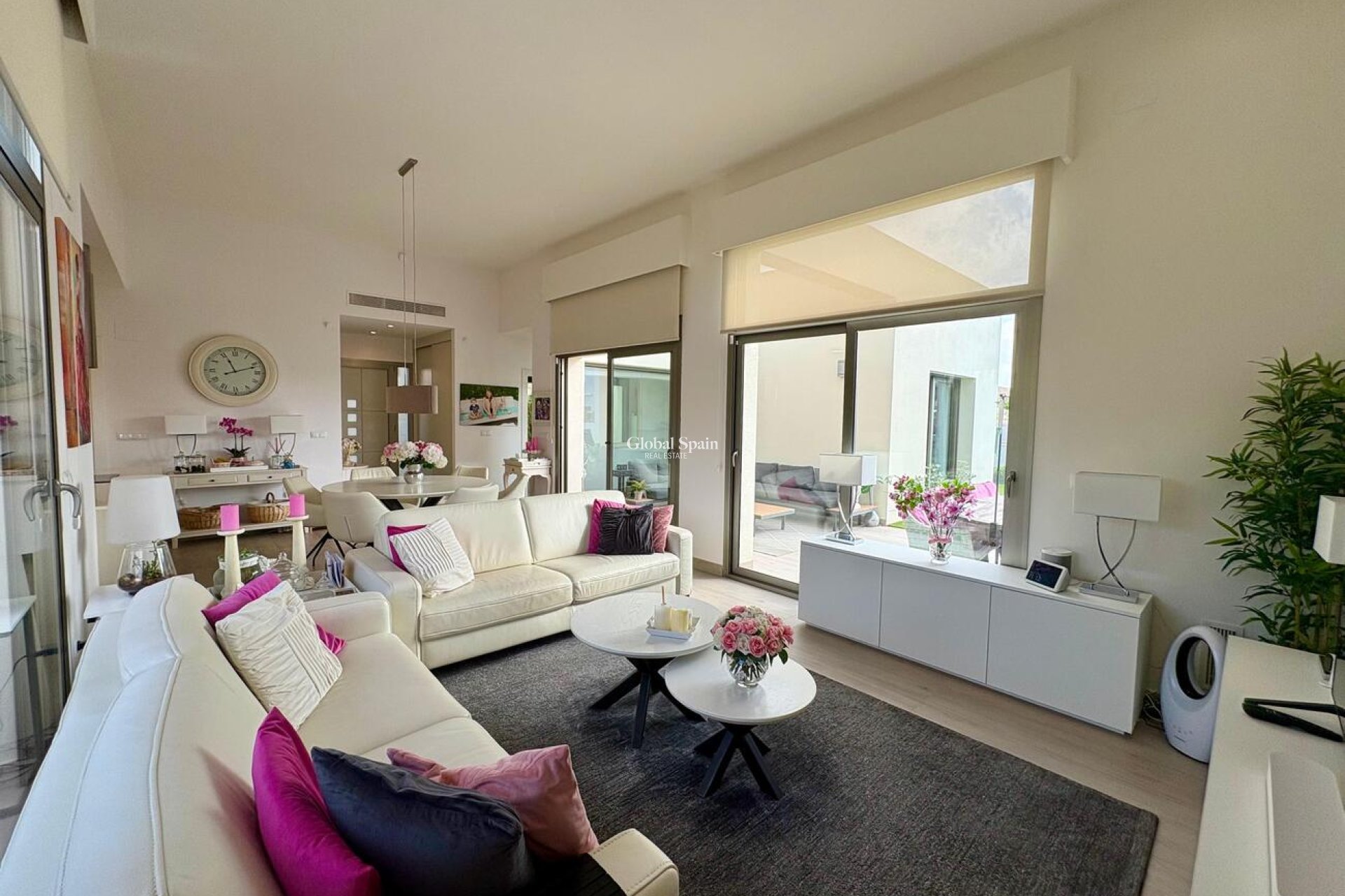 Resale - VILLA -
BENIJÓFAR - Costa Blanca
