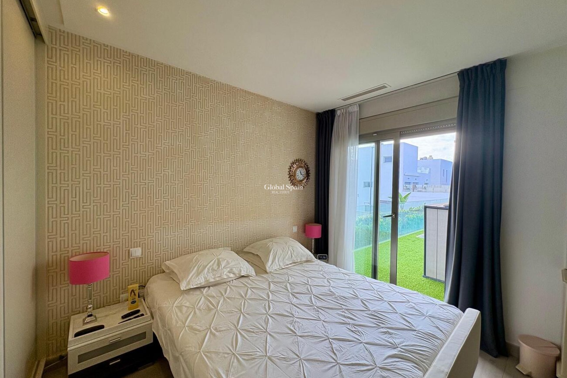 Resale - VILLA -
BENIJÓFAR - Costa Blanca