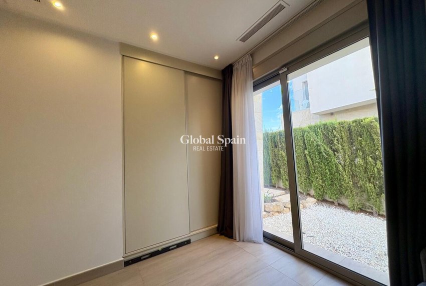 Resale - VILLA -
BENIJÓFAR - Costa Blanca