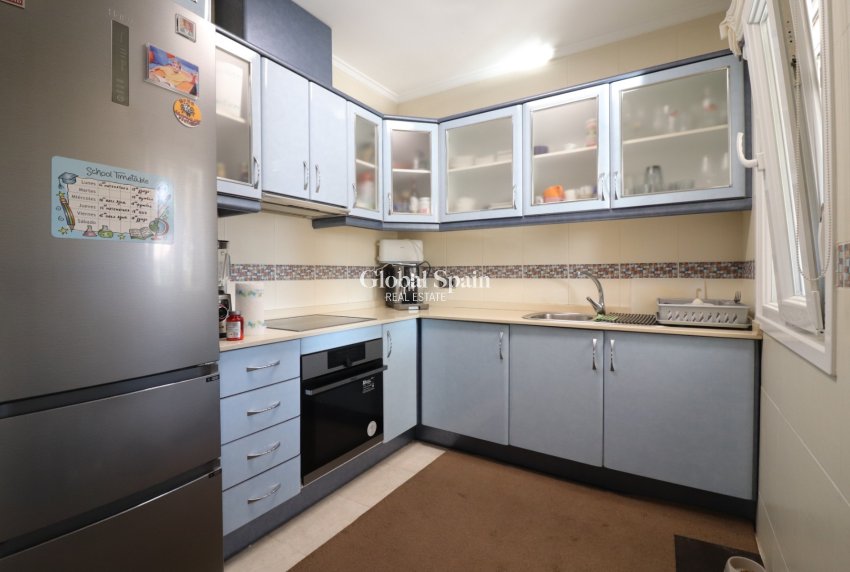 Resale - VILLA -
Benijofar - Monte Azul