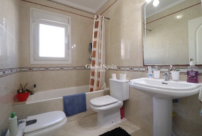 Resale - VILLA -
Benijofar - Monte Azul