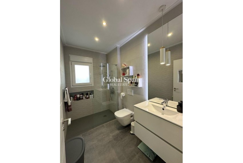 Resale - Villa -
BENIJÓFAR - Pueblo 4