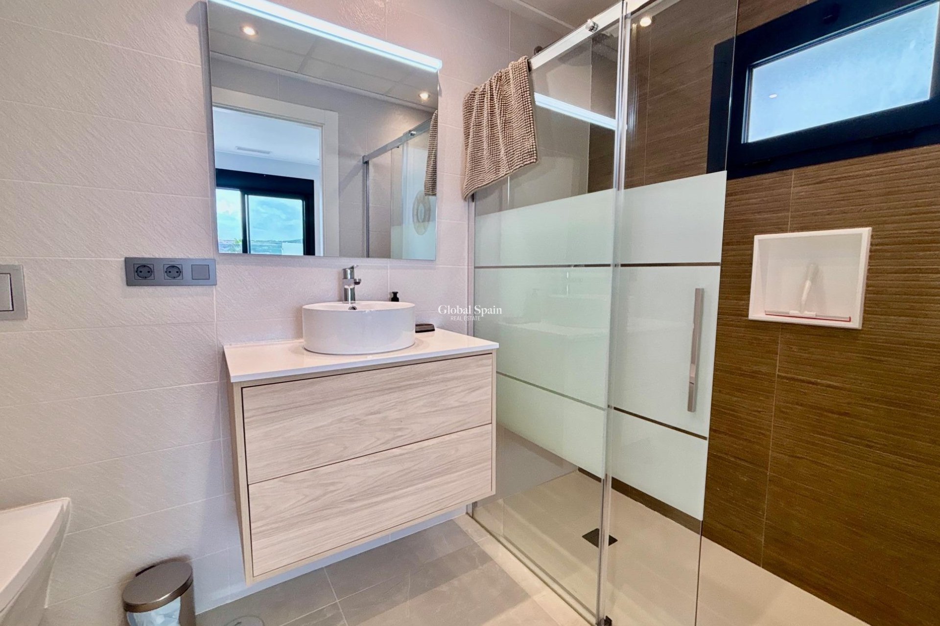 Resale - VILLA -
BENIJÓFAR - Pueblo 4