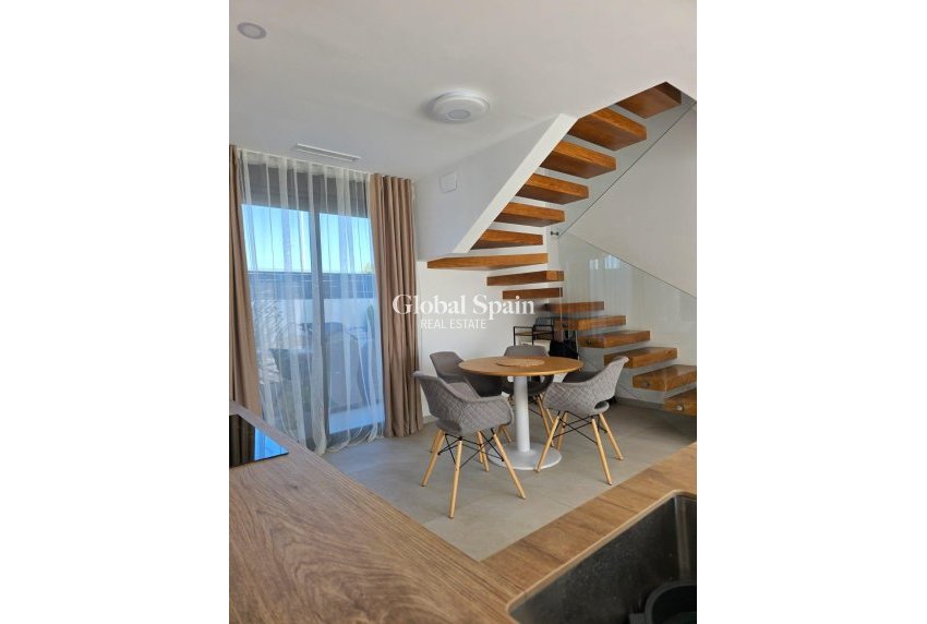 Resale - VILLA -
BENIJÓFAR