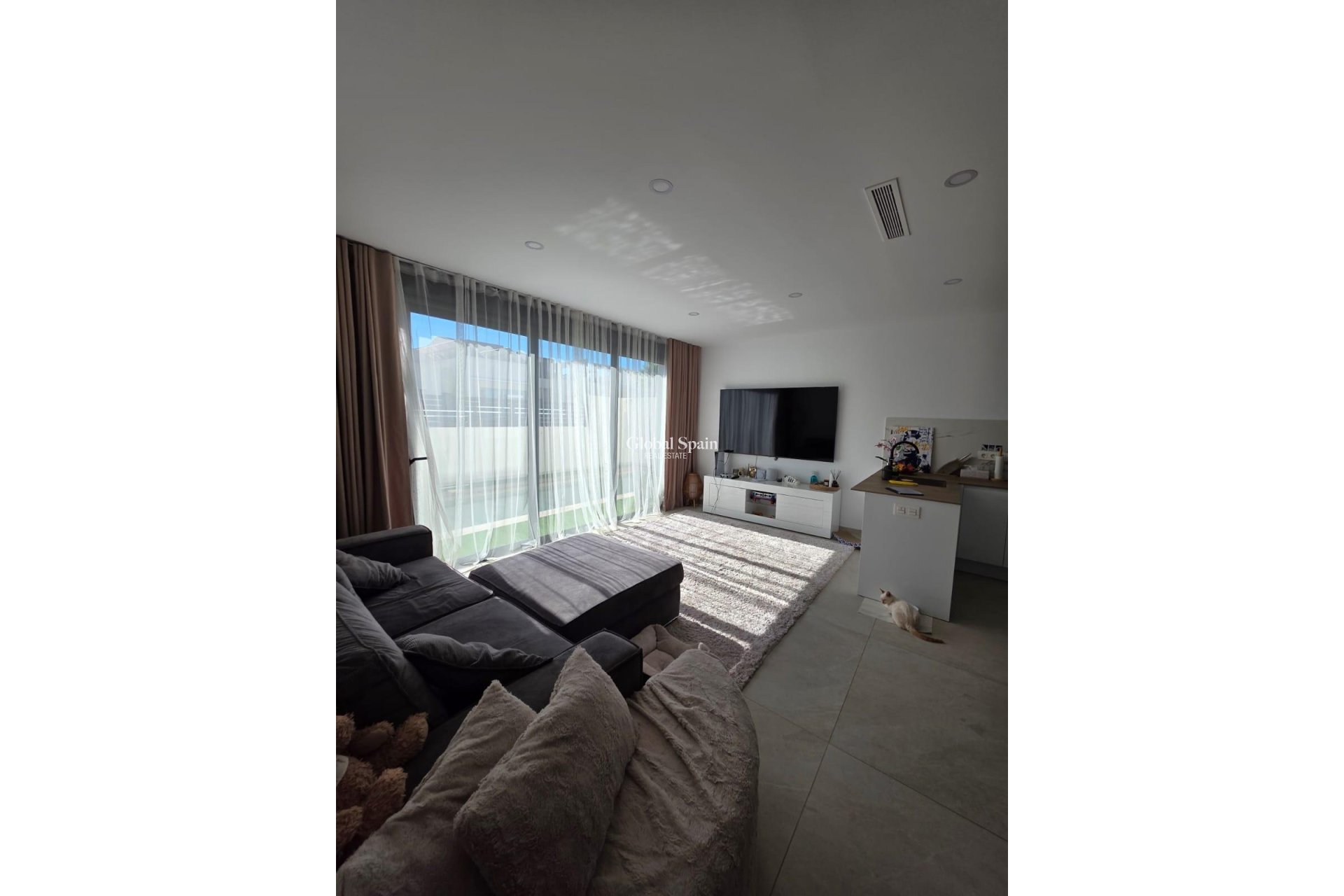 Resale - VILLA -
BENIJÓFAR