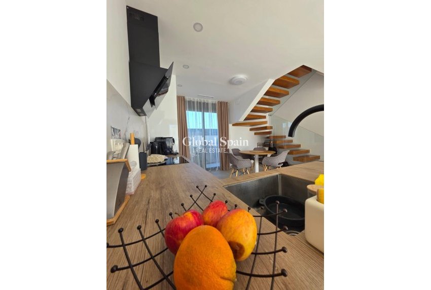 Resale - VILLA -
BENIJÓFAR