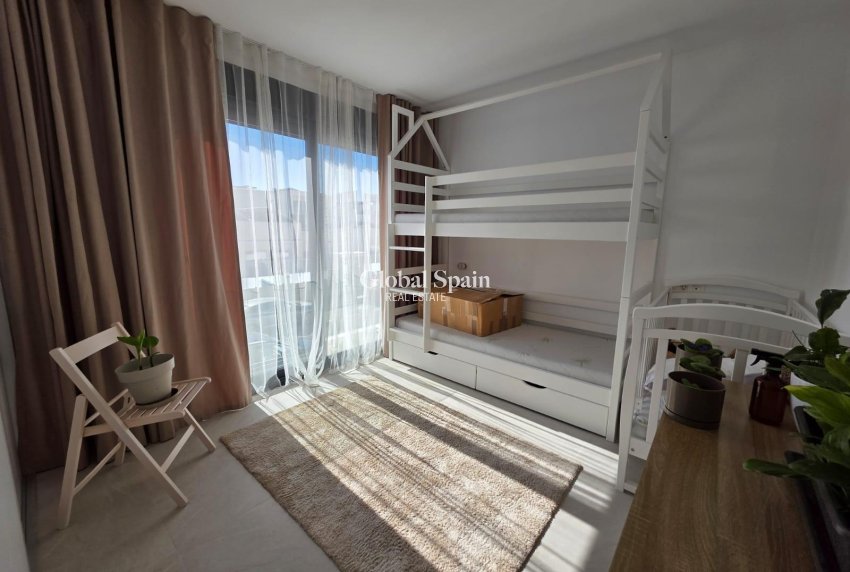 Resale - VILLA -
BENIJÓFAR