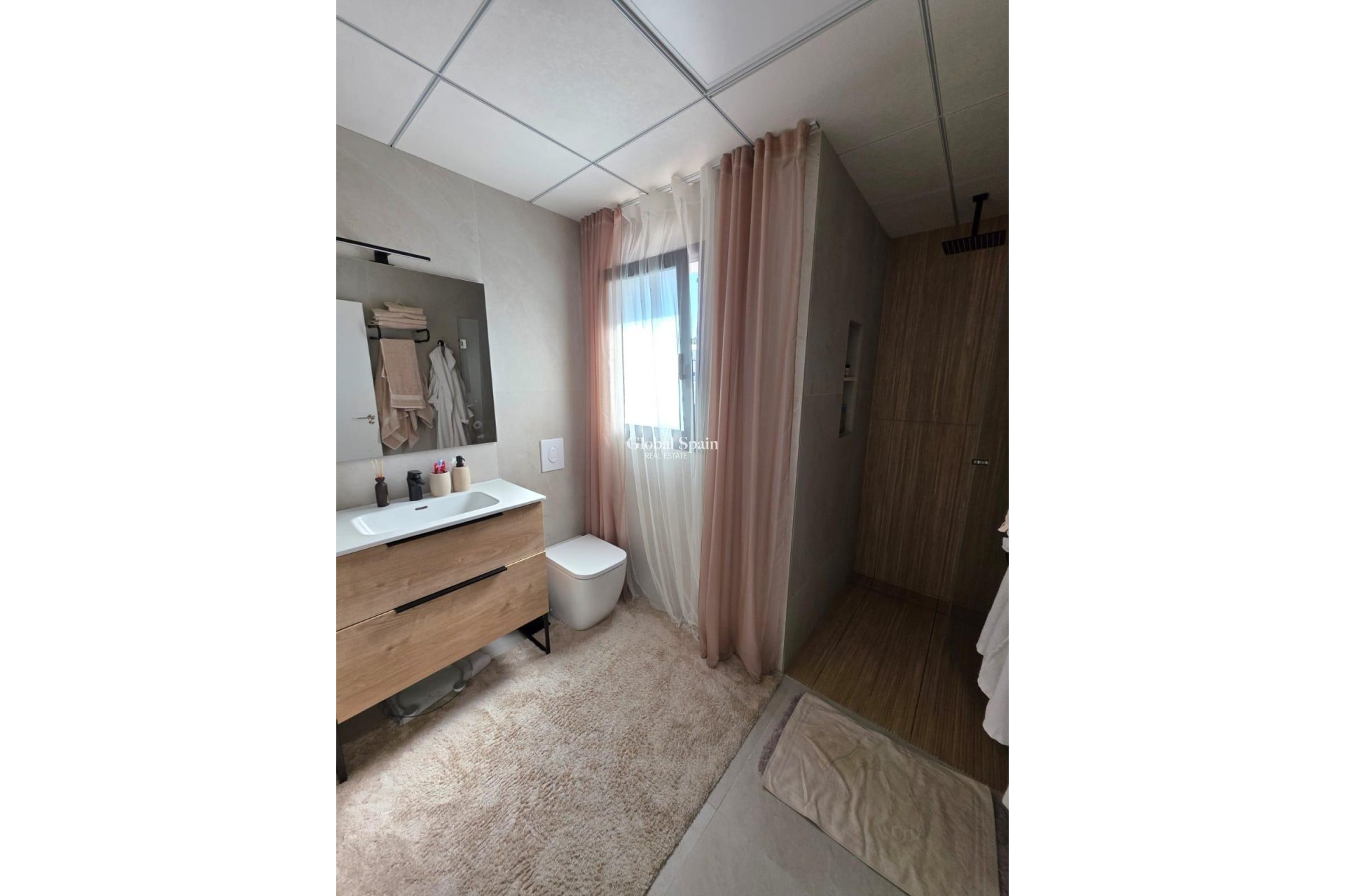 Resale - VILLA -
BENIJÓFAR