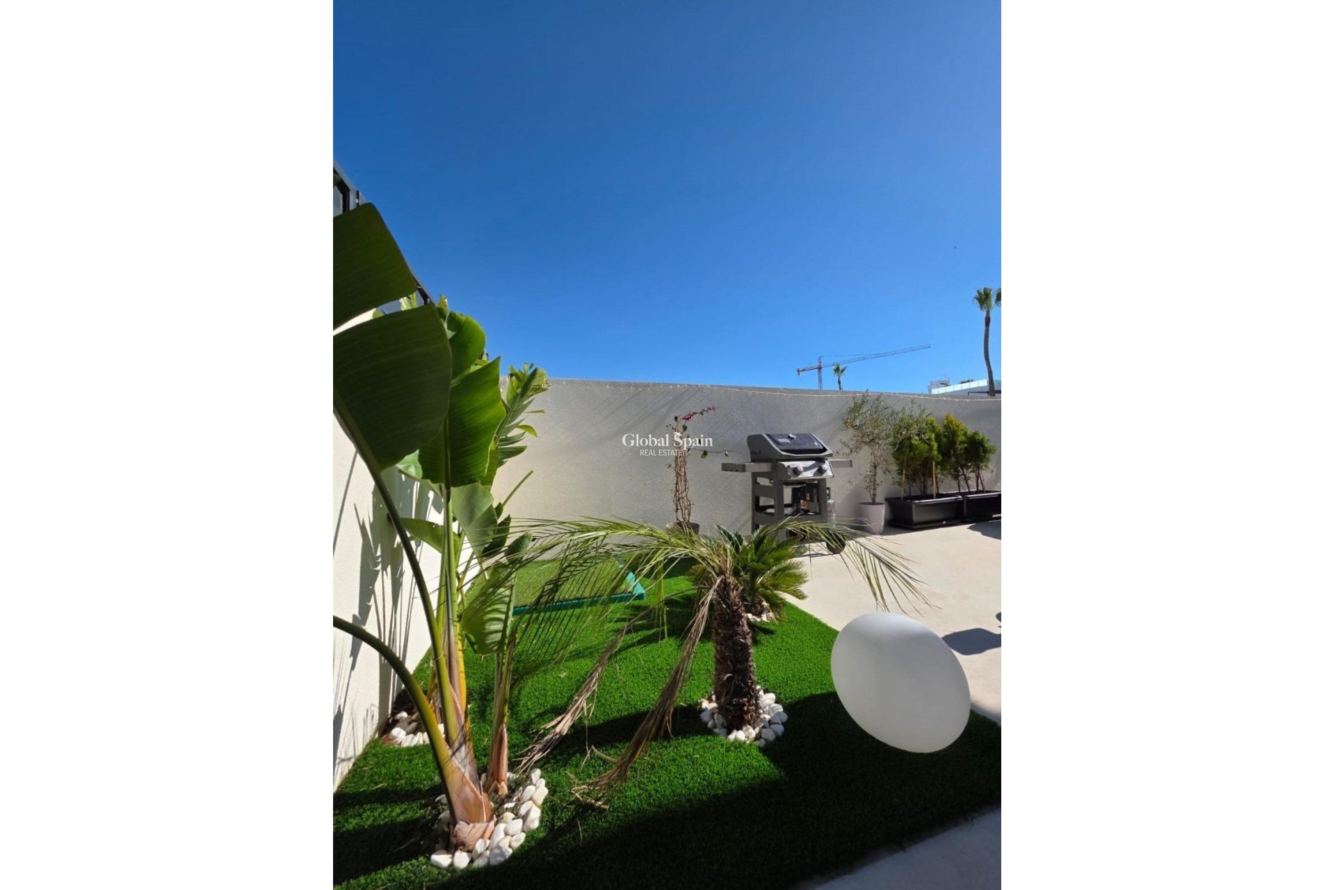 Resale - VILLA -
BENIJÓFAR