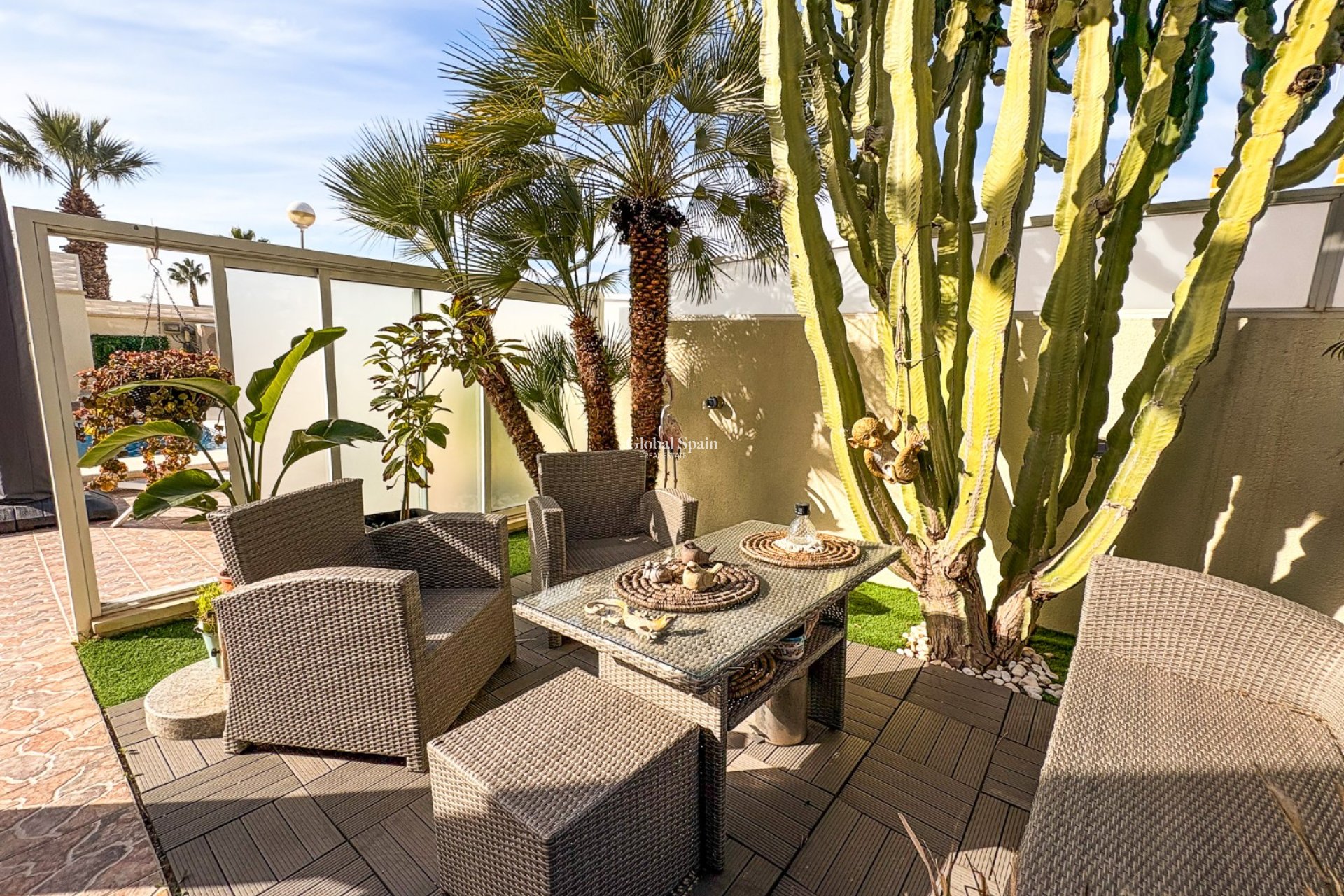 Resale - VILLA -
BENIJÓFAR