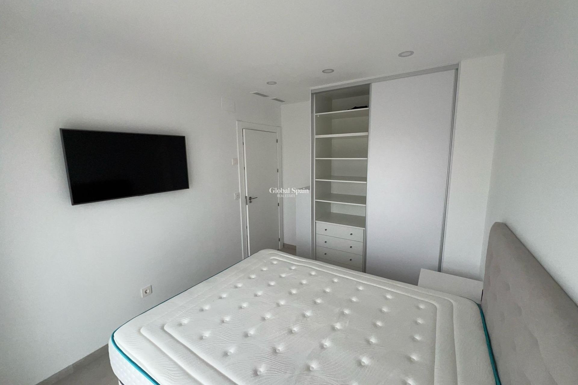 Resale - VILLA -
BENIJÓFAR