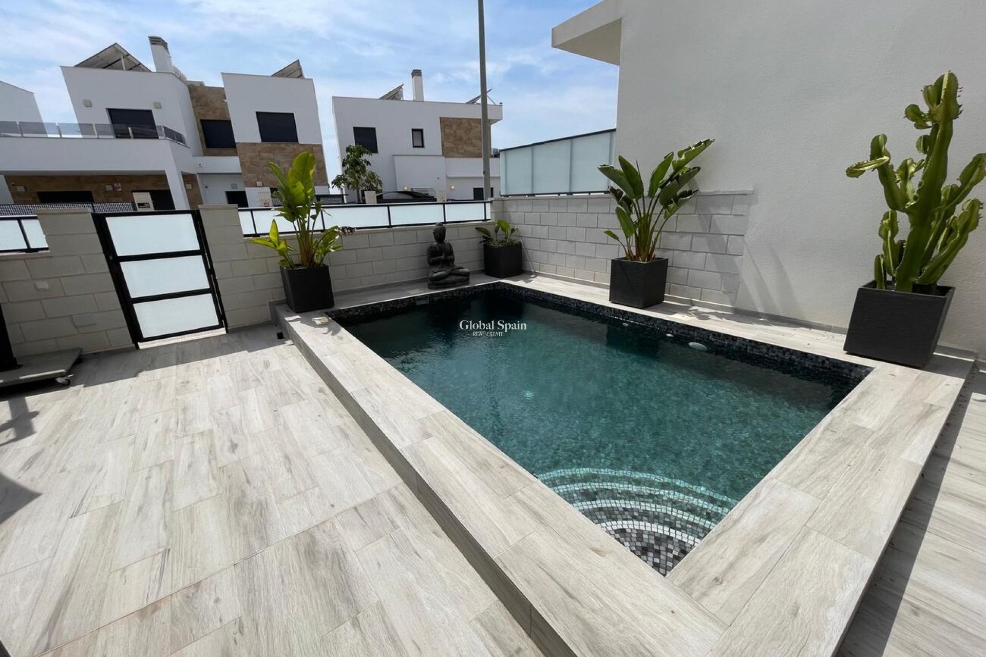Resale - VILLA -
BENIJÓFAR