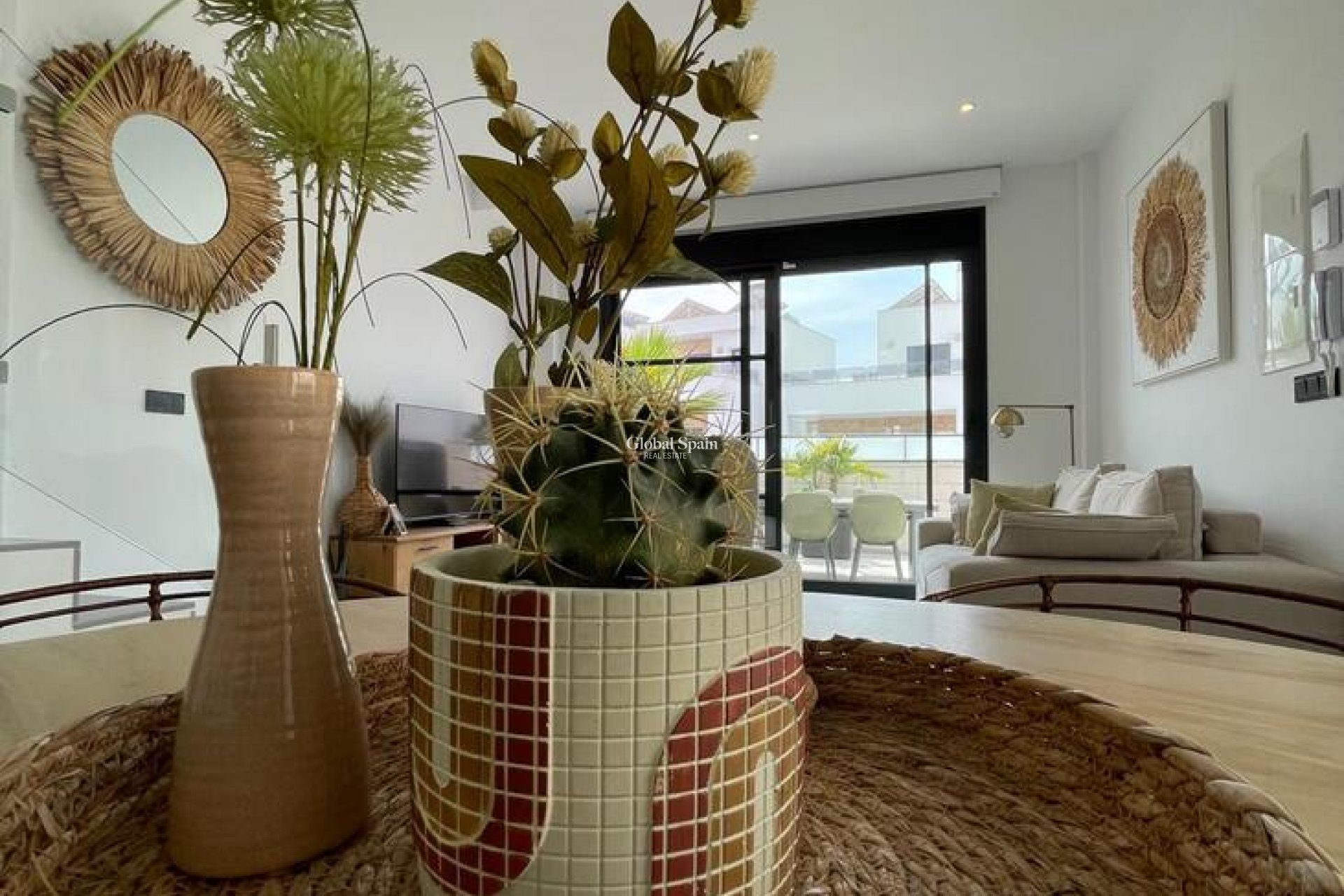 Resale - VILLA -
BENIJÓFAR