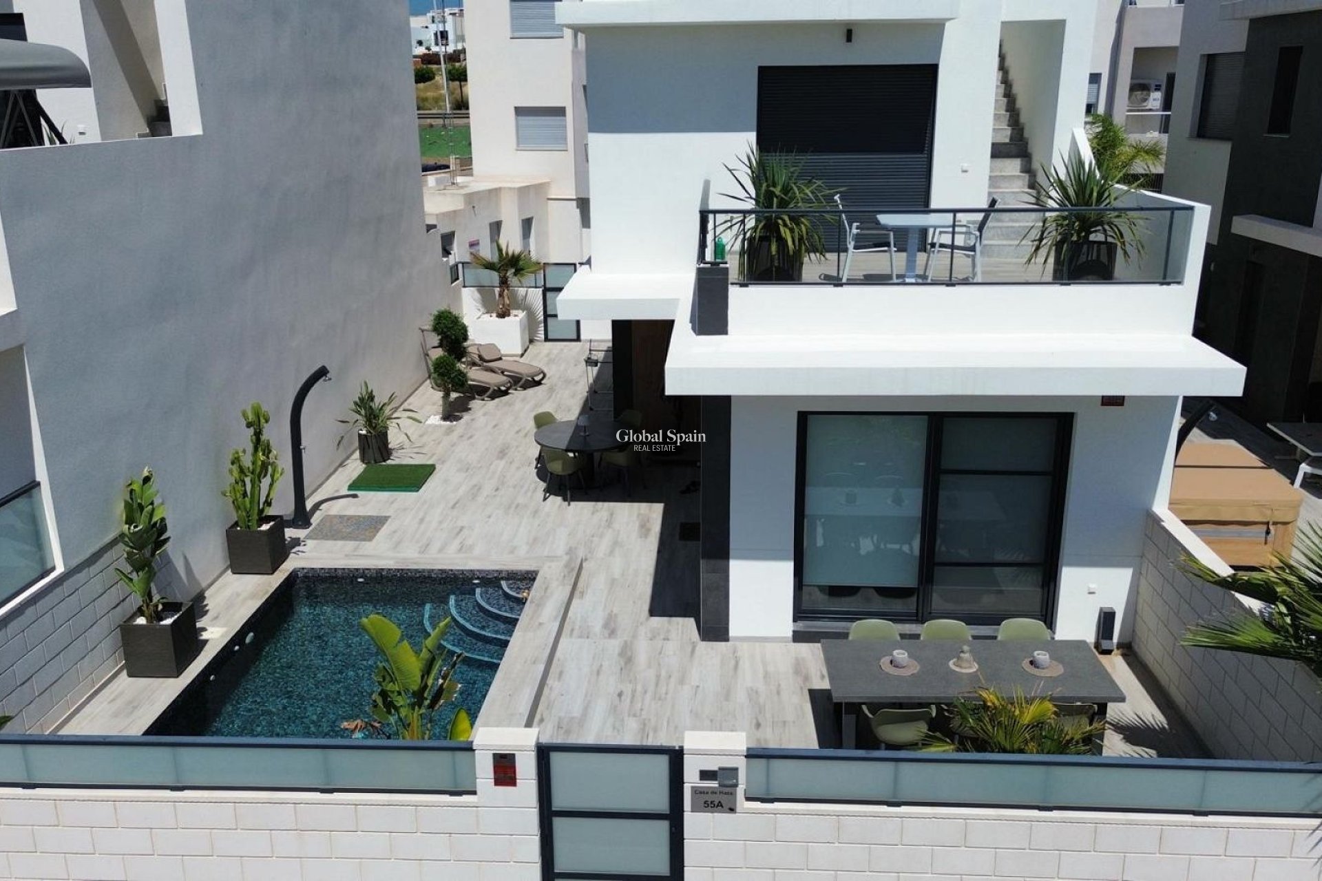 Resale - VILLA -
BENIJÓFAR