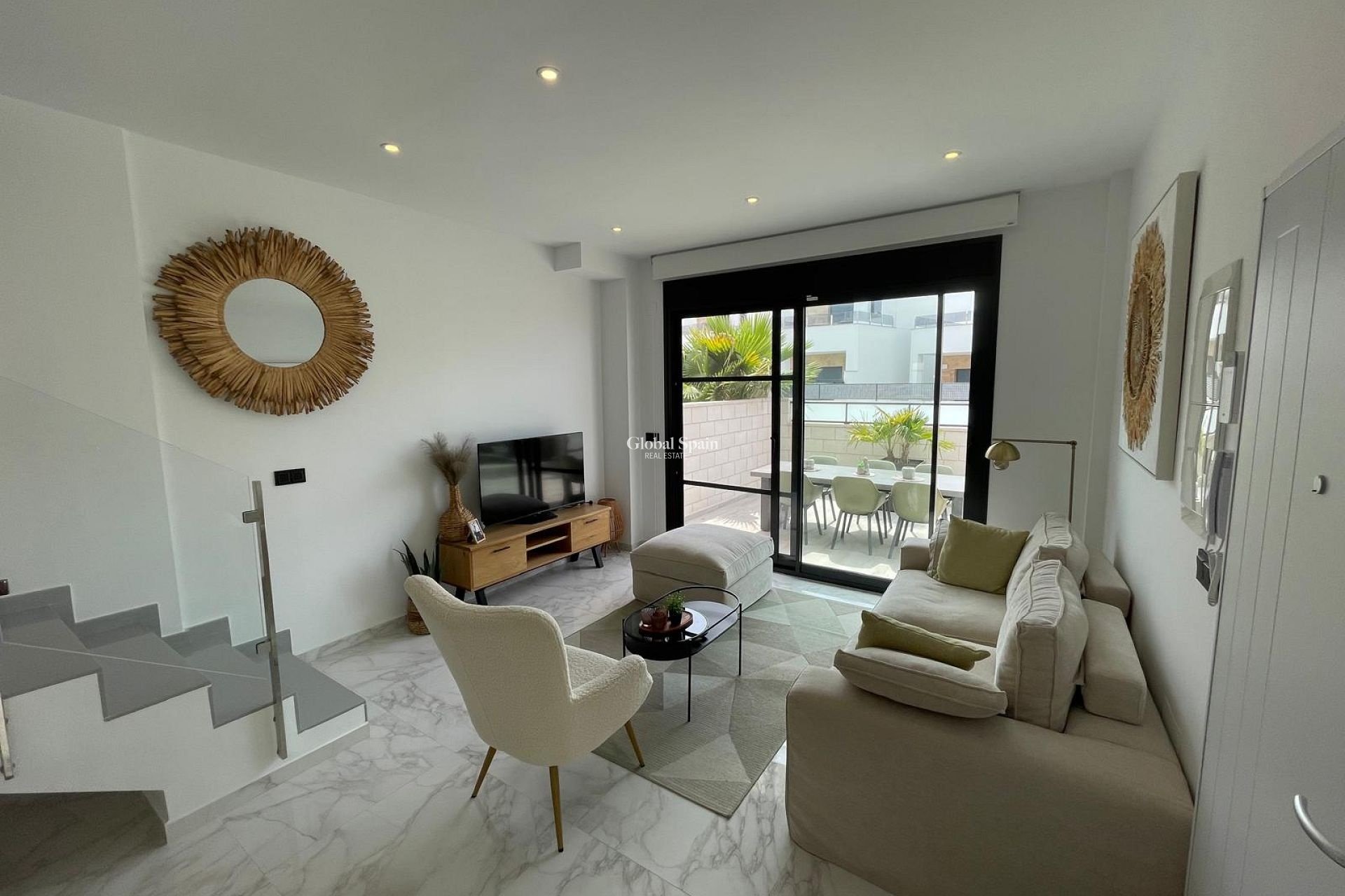 Resale - VILLA -
BENIJÓFAR