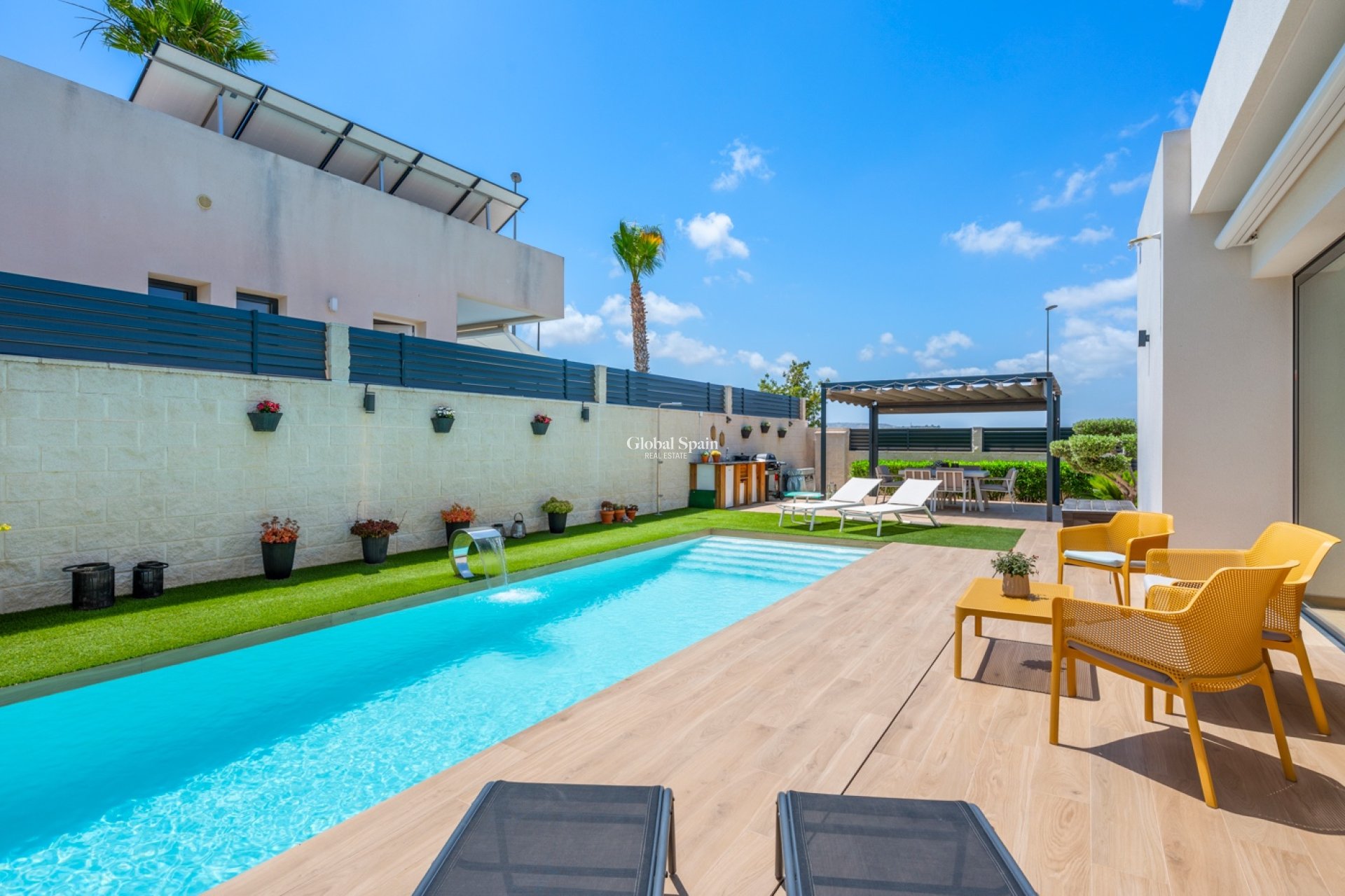 Resale - VILLA -
BENIJÓFAR