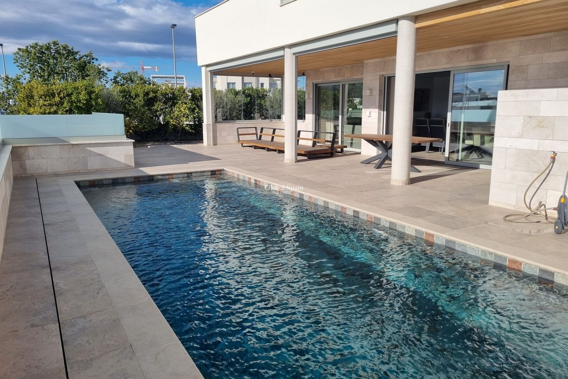 Resale - Villa -
BENIJÓFAR