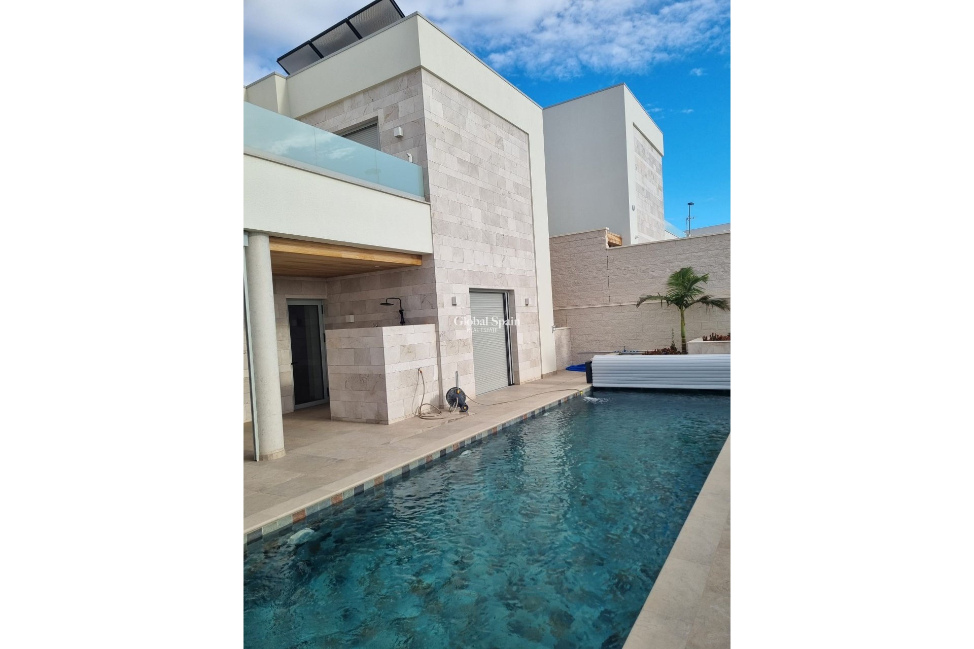 Resale - Villa -
BENIJÓFAR