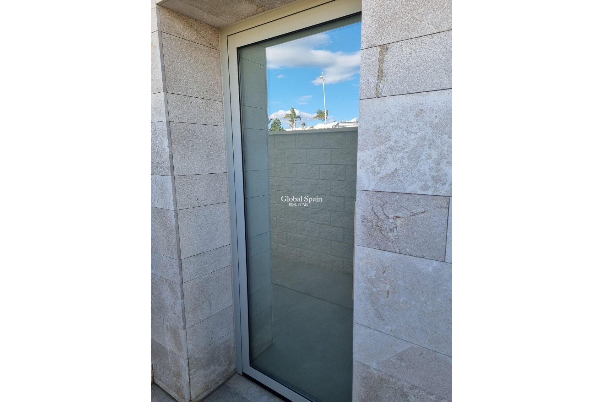 Resale - Villa -
BENIJÓFAR