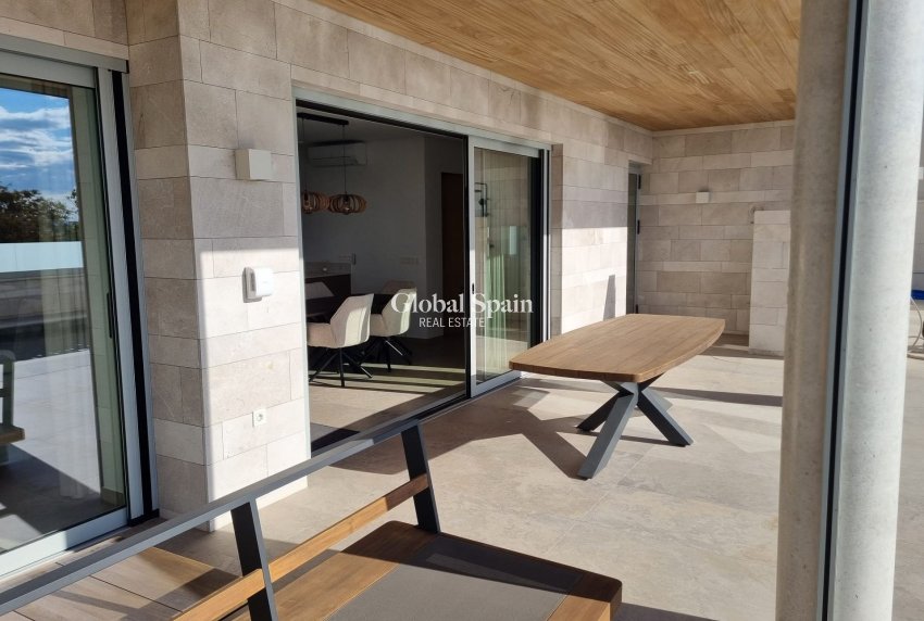 Resale - Villa -
BENIJÓFAR