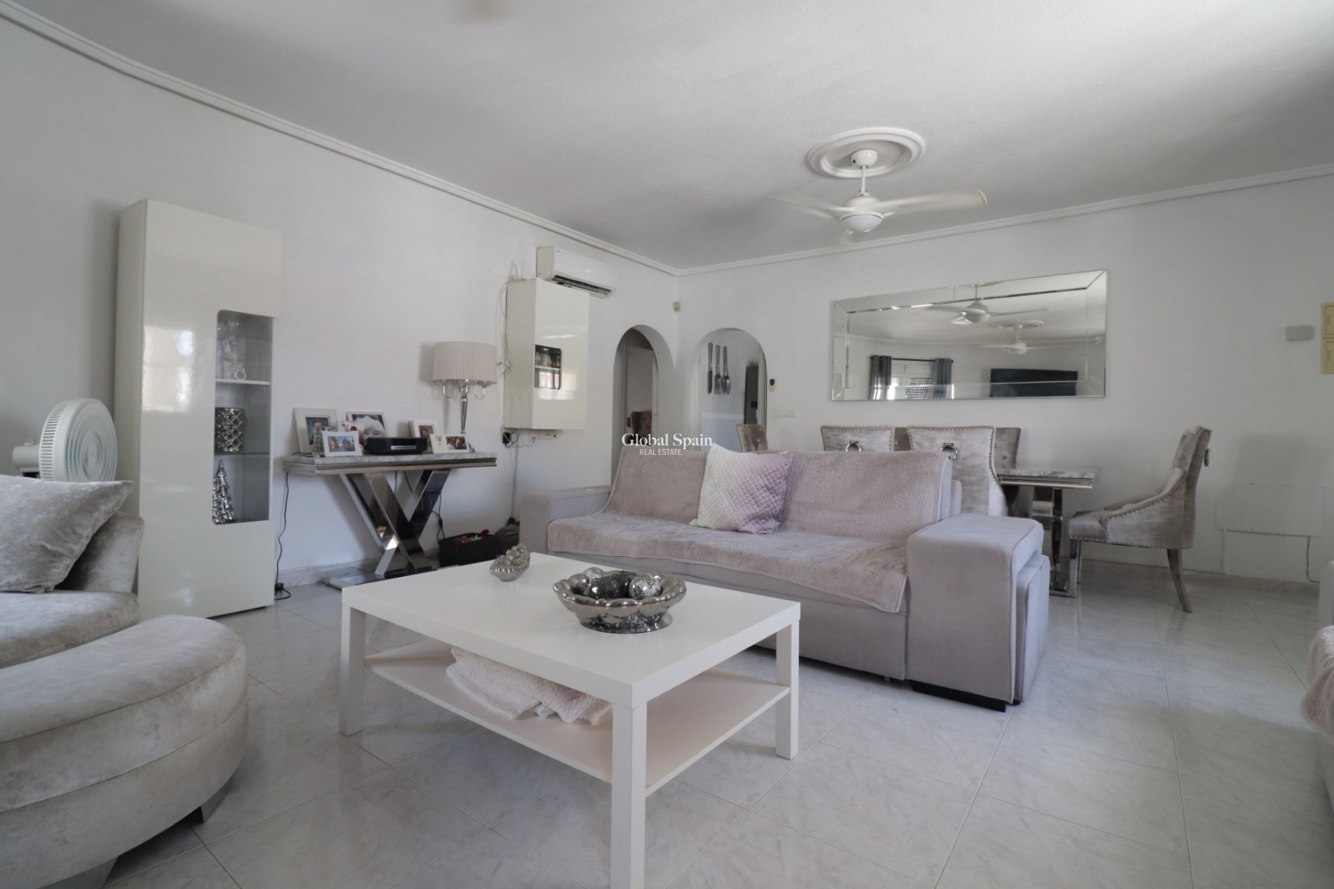Resale - VILLA -
Benimar - Benimar I