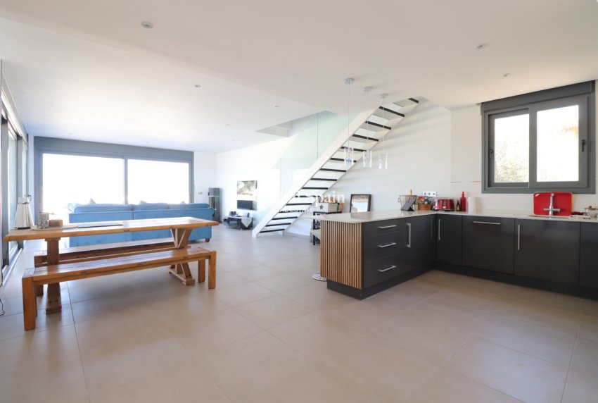 Resale - VILLA -
Benimar - Benimar III